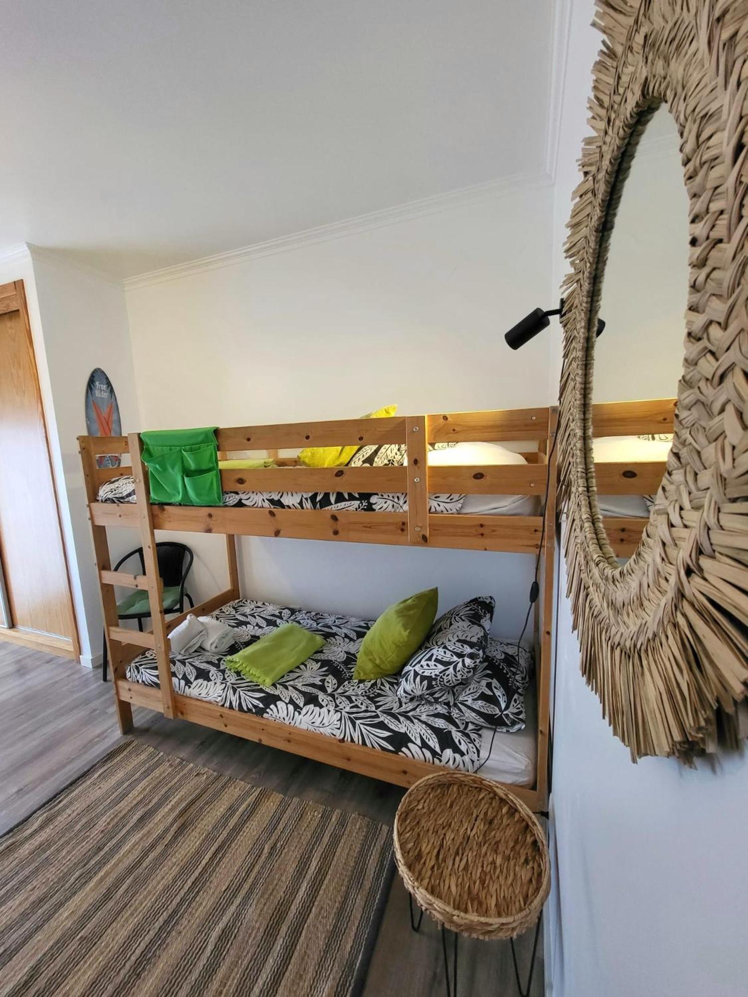 Alex Surf Hostel Baleal Luaran gambar